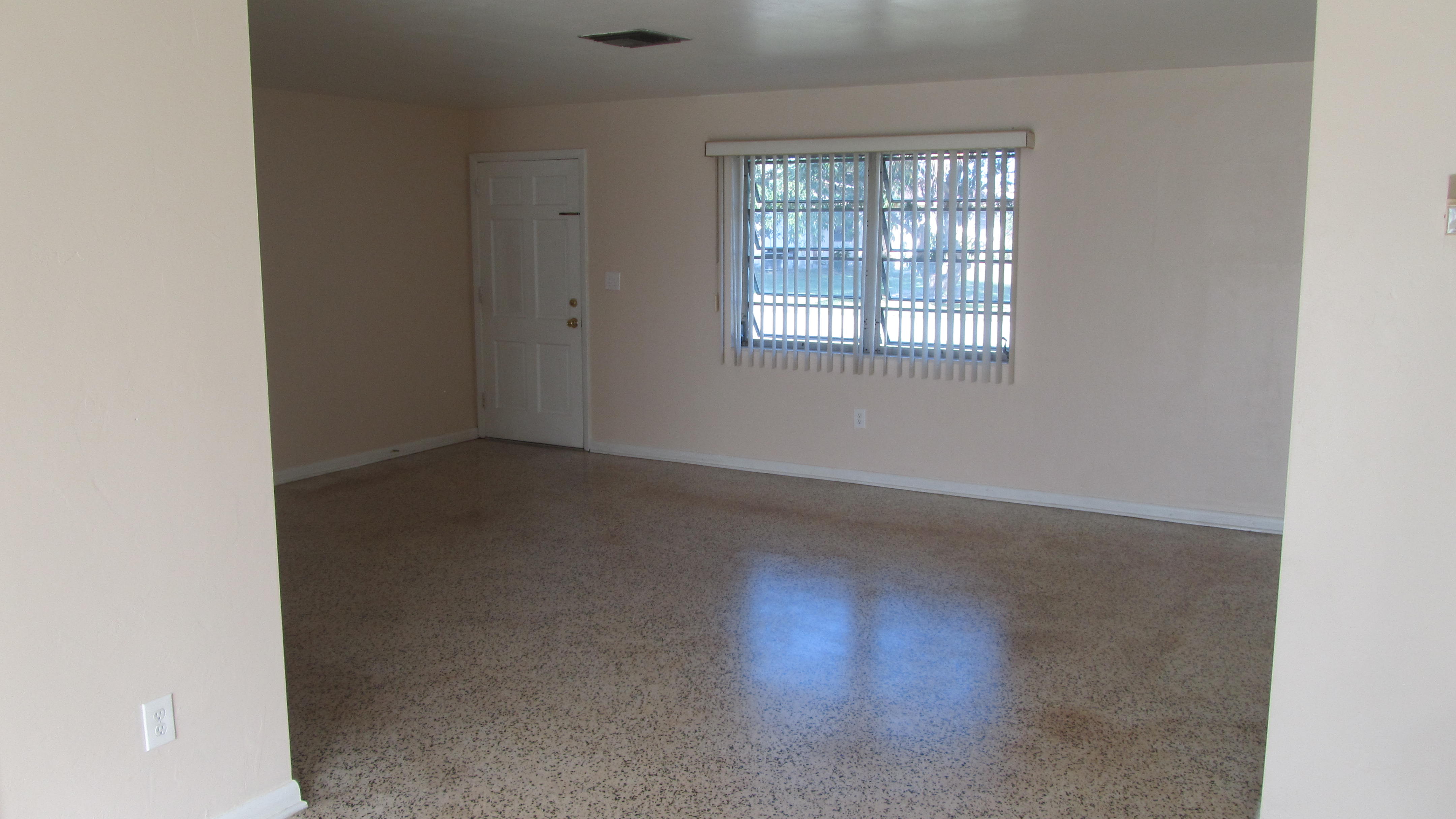 Old Florida Charm Belle Glade Home For Rent Tompkins Management Company